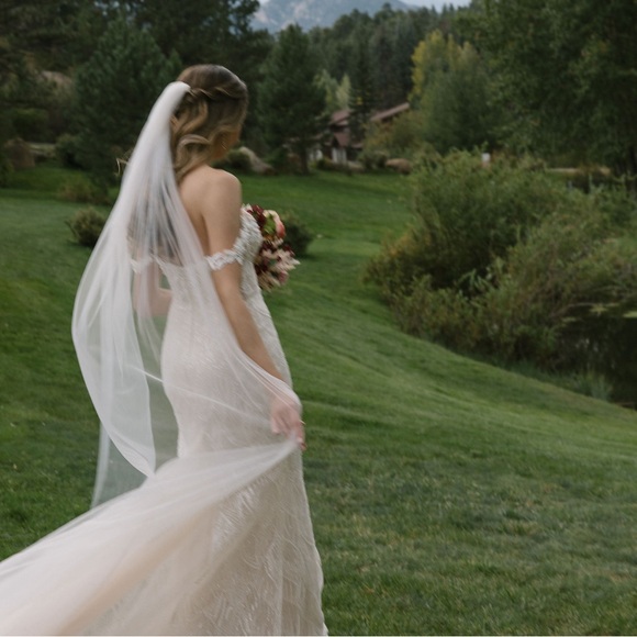 Meet your Posher, Heidi - Picture 7 of 9